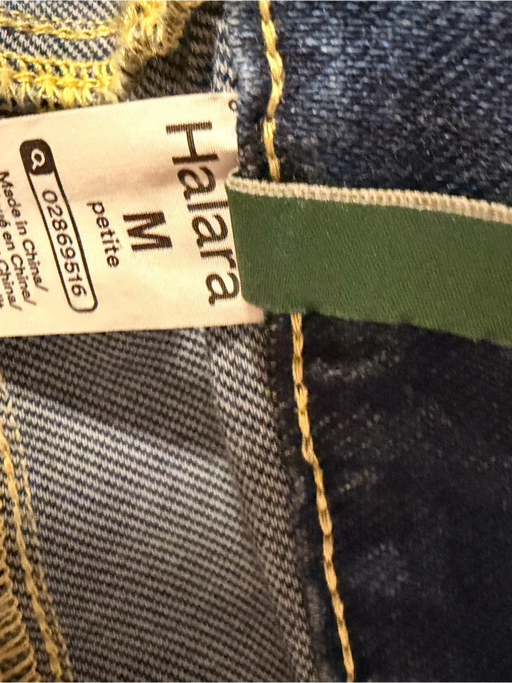 HALARA Dark Blue High-Rise Wide Leg Jeans, size MP